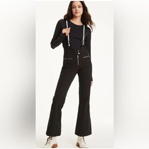 NWT - DKNY Tech Ski Bibs / Overalls MEDIUM  2024